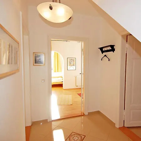 Villa Sanssouci - Apt. 01 *